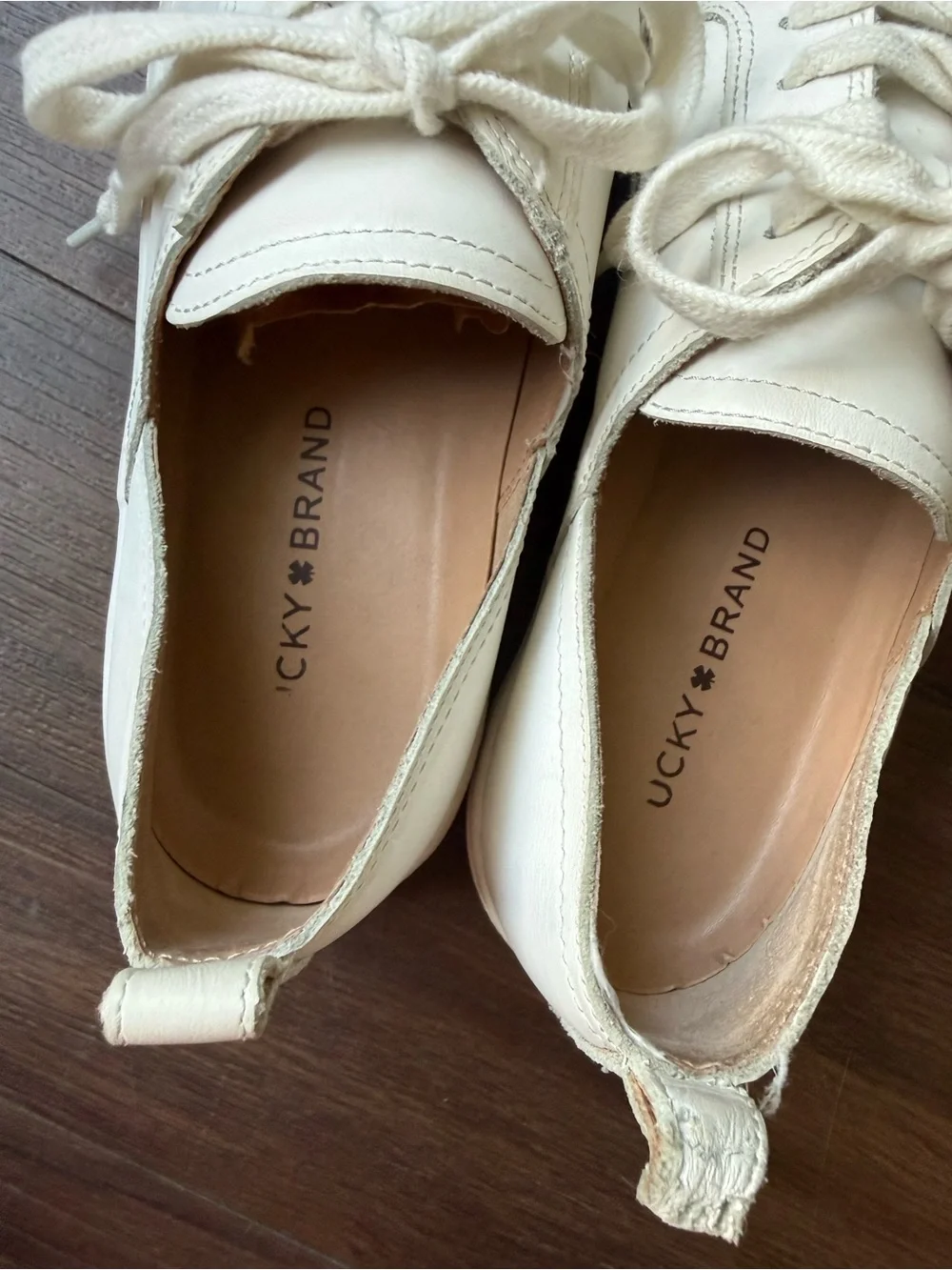 Lucky Brand Dansbey Sneaker Lace Up Casual White Leather Back Pull Tab Shoes 8